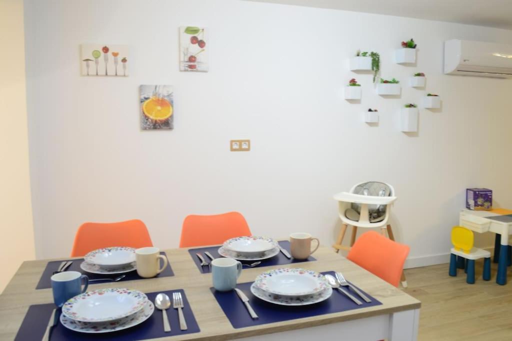 Casa En Alquiler Vacacional En Alcalá de Henares Extérieur photo